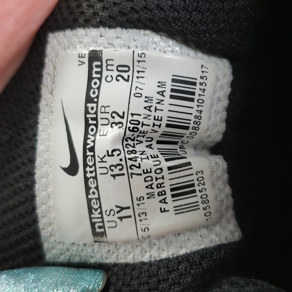 NIKE Air Max 2015 Kids 1Y Sneakers Red and Black Used Condition Retro - Picture 5 of 12